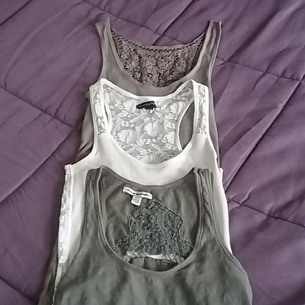 Set of 3 american eagle lace tanks